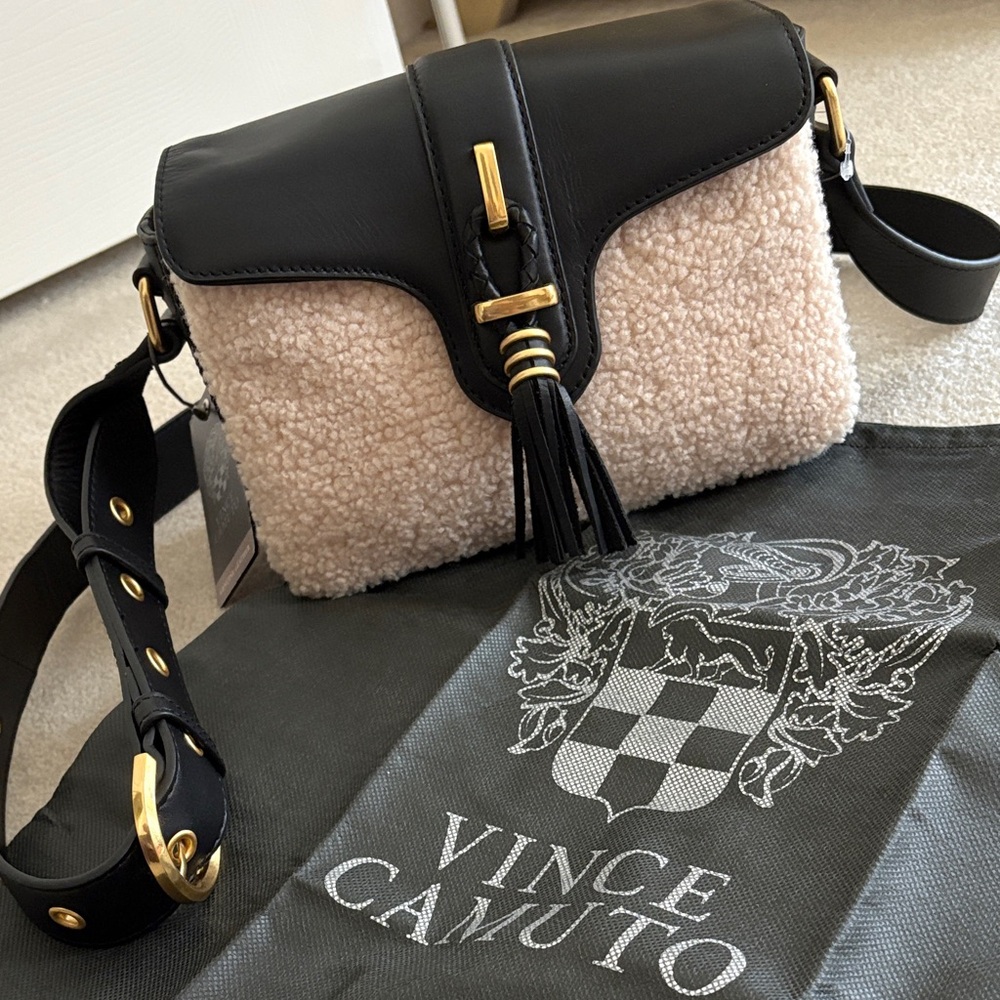 NWT Vince Camuto Black and Cream Crossbody Bag